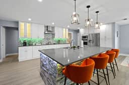 5BR Lux WEF Mins to Palm Beach Pool Home + Game Room *NEW Arcade + AC