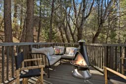 Mountainside Modern at Bear MTN w/ Hot Tub, Arcade
