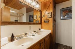 NEW! Knoll Lake Cabin in Big Bear Lake, BBQ, PET