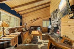 Slope Vista Secluded Escape & Mountain Views