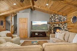 Enchanting Snow Escape | Hot Tub & Game Room