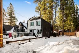 Hearthmoon Haven w Fire Pit Near Village & SPA