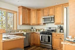 Oak Tree Lodge | Hot Tub, Fire Pit, Game Room