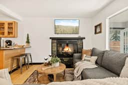 Moonridge Overlook | Family 3BR Retreat, Hot Tub