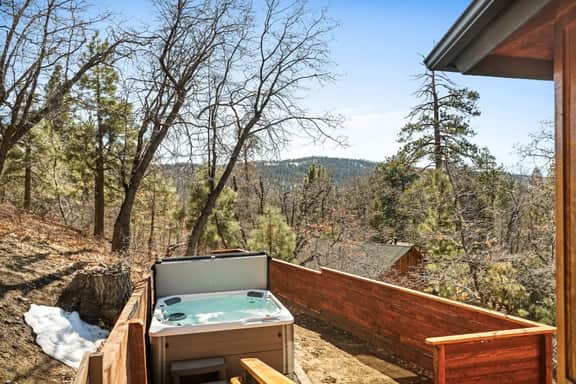Bear Moon Manor | Hot Tub • Pine Views • 3BR