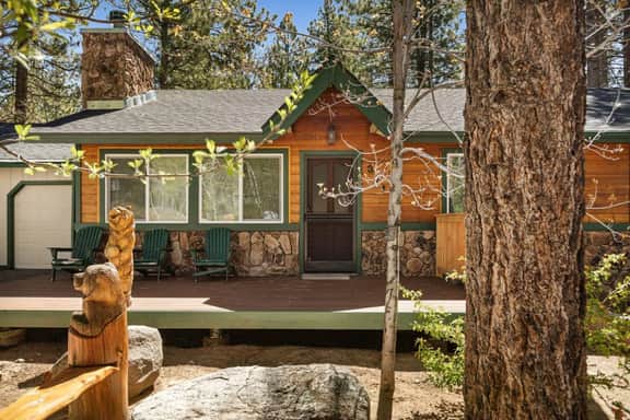 Mellow Mountain Getaway w Hot Tub and Firepit