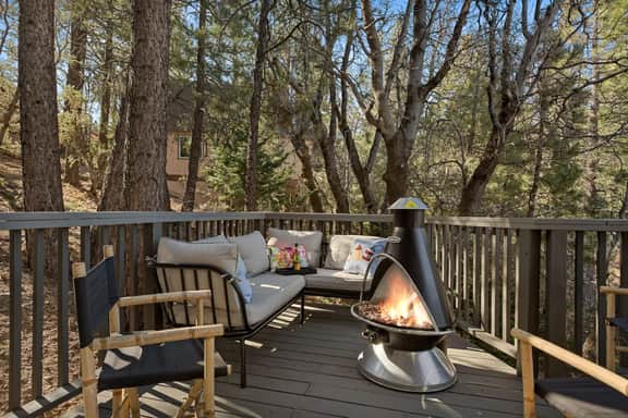 Mountainside Modern at Bear MTN w/ Hot Tub, Arcade