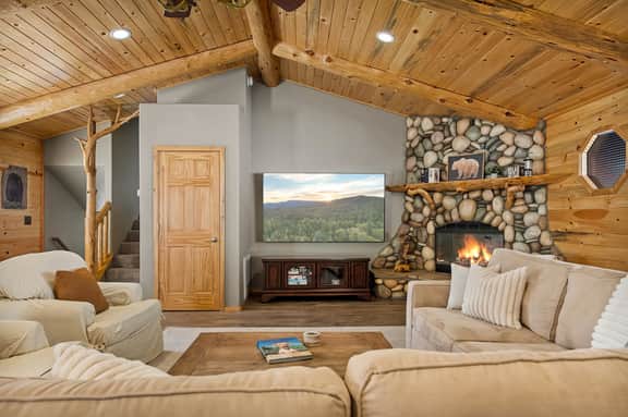 Enchanting Snow Escape | Hot Tub & Game Room