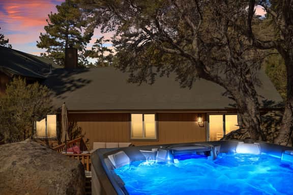 Enchanting Snow Escape | Hot Tub & Game Room