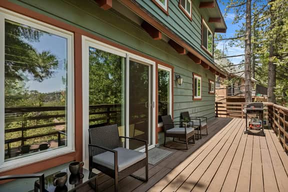 *NEW* 3BR Mountain Sanctuary w Foosball & Epic Views
