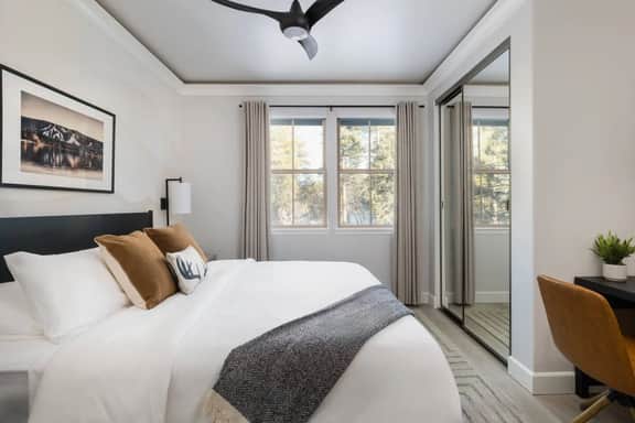 Designer Retreat | Hot Tub, Firepit, Games & Views
