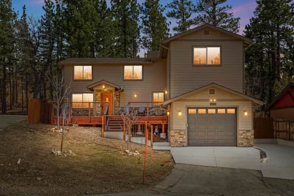 Mill Creek Lodge, Hot Tub, Game Room, Firepit