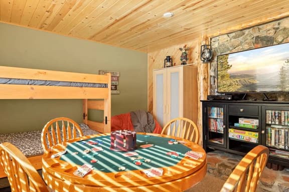 Slope Vista Secluded Escape & Mountain Views