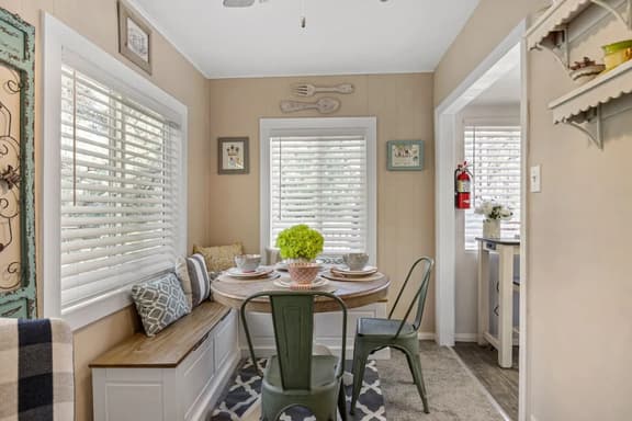 Storybook Cottage Near Slopes/Village & Spa