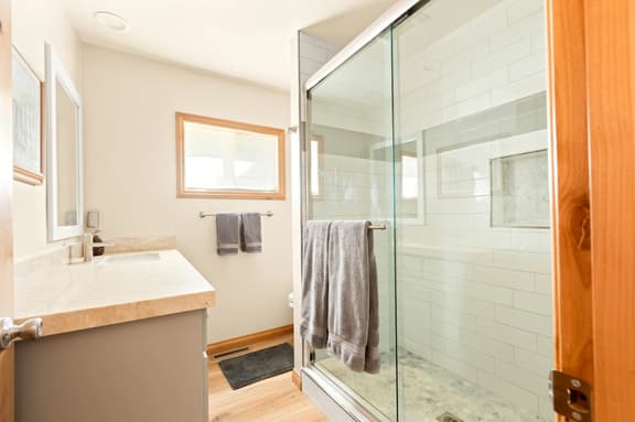 Prime Lakeside Paradise Escape & SPA